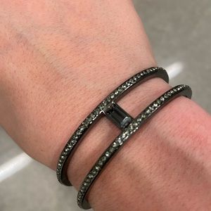Metallic bracelet